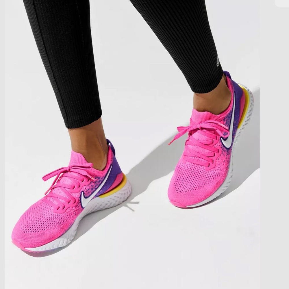 ❌❌SOLD❌❌Nike Epic React Flyknit 2 Fuchsia Pink - Picture 2 of 9